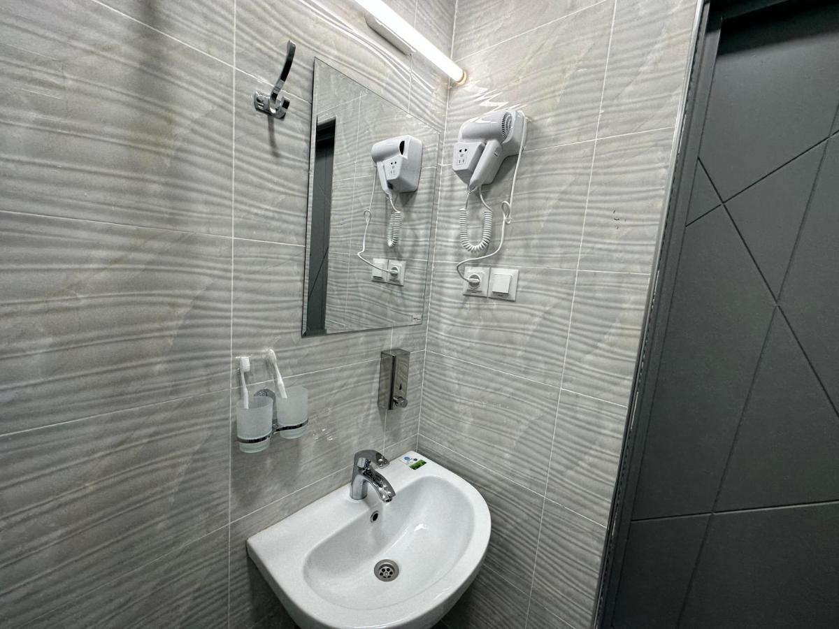 Byond Hotel & Hostel Tashkent Exterior foto