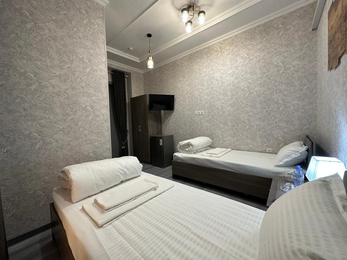 Byond Hotel & Hostel Tashkent Exterior foto